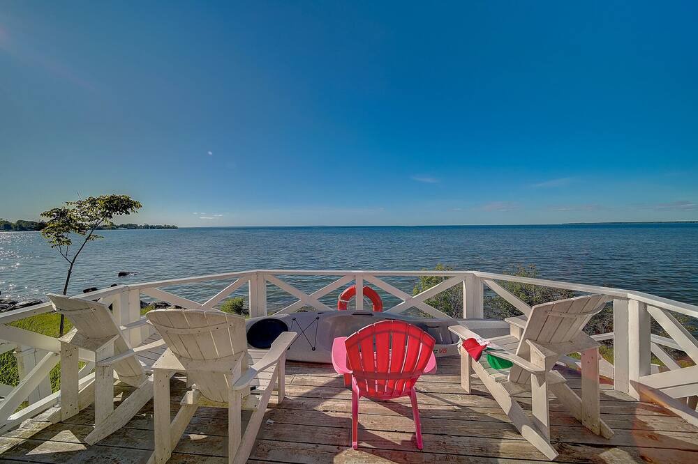 Photo of Patio Balcony in Georgina