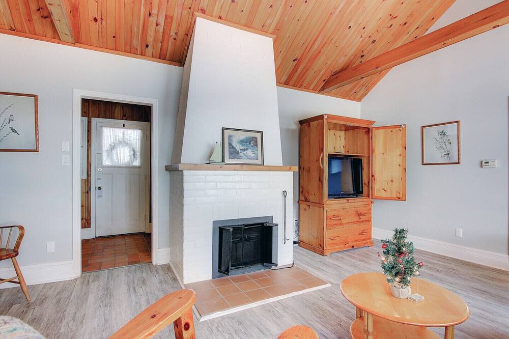 Photo of Livingroom in Sutton