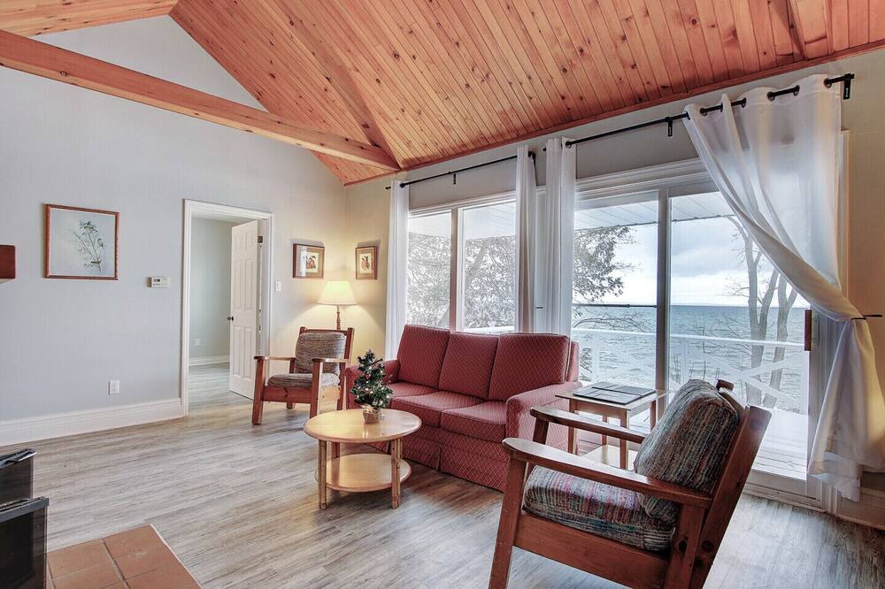 Photo of Livingroom in Sutton