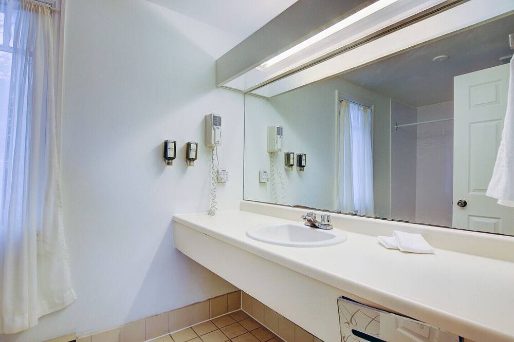Photo of Bathroom in Sutton