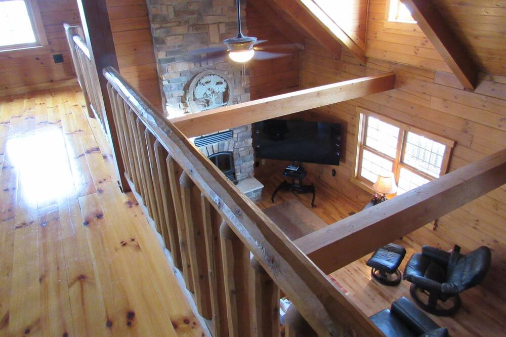 Photo of Livingroom in Laurelville