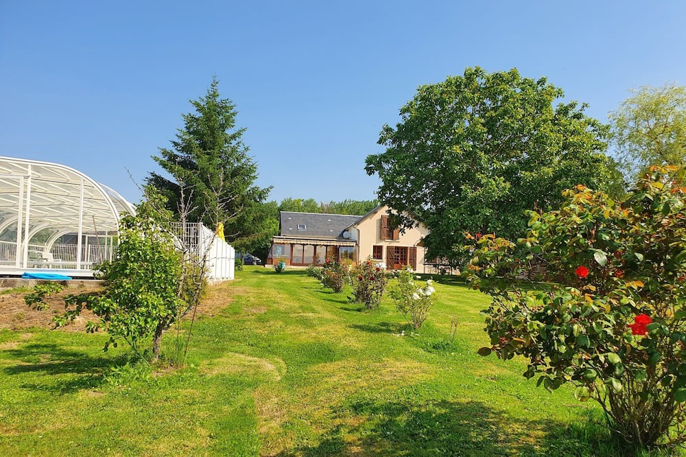 Photo of Outdoor in Savigny-Poil-Fol