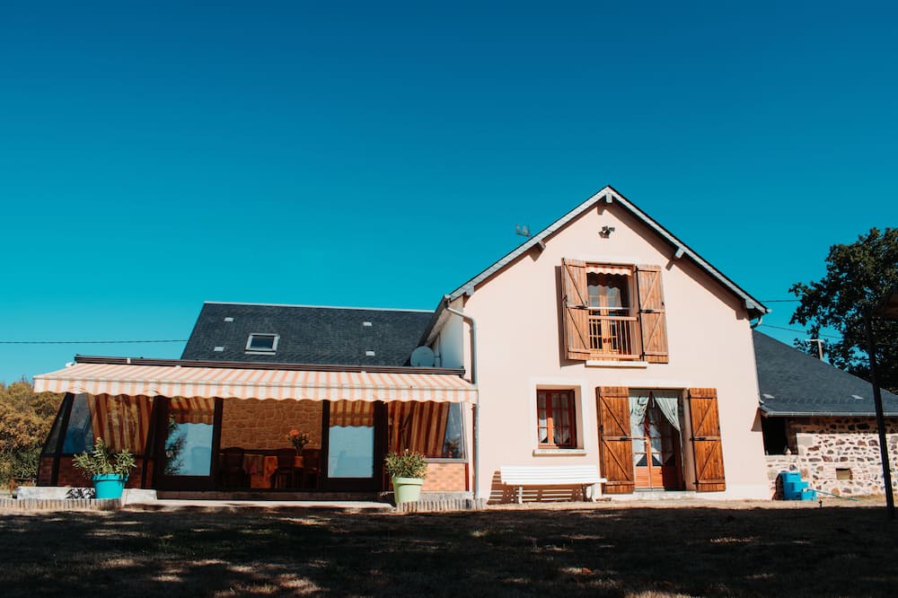 Photo of Outdoor in Savigny-Poil-Fol