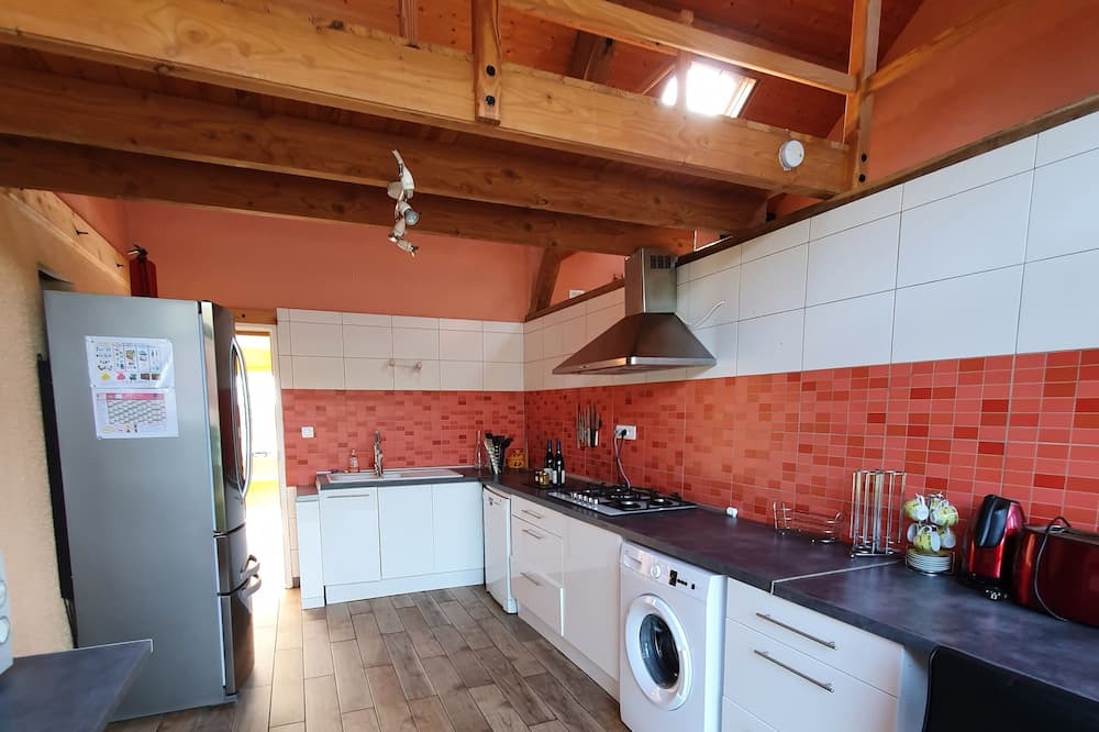 Photo of Kitchen in Savigny-Poil-Fol