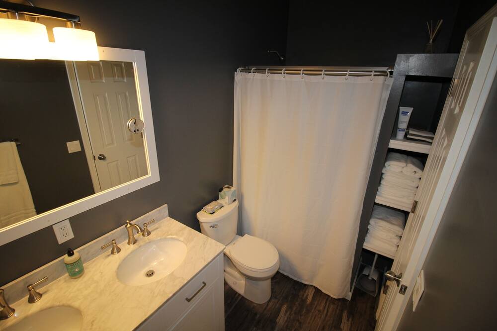 Photo of Bathroom in Monticello