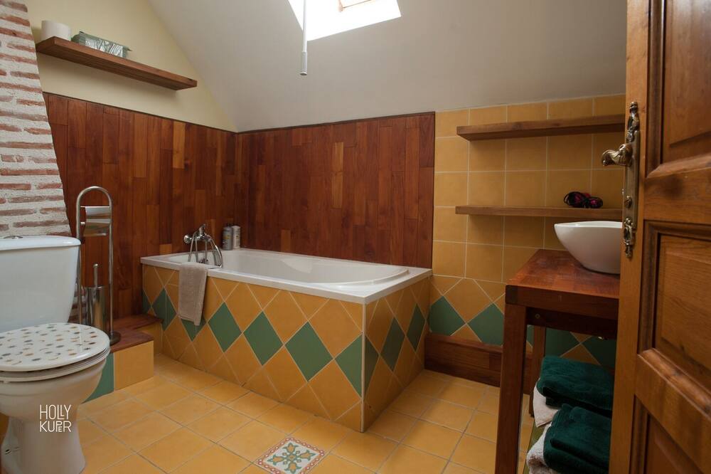 Photo of Bathroom in Civray-de-Touraine