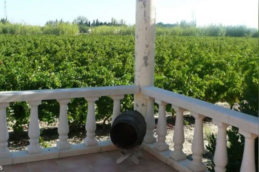 Photo of Patio Balcony in Saint-Laurent-de-la-Salanque