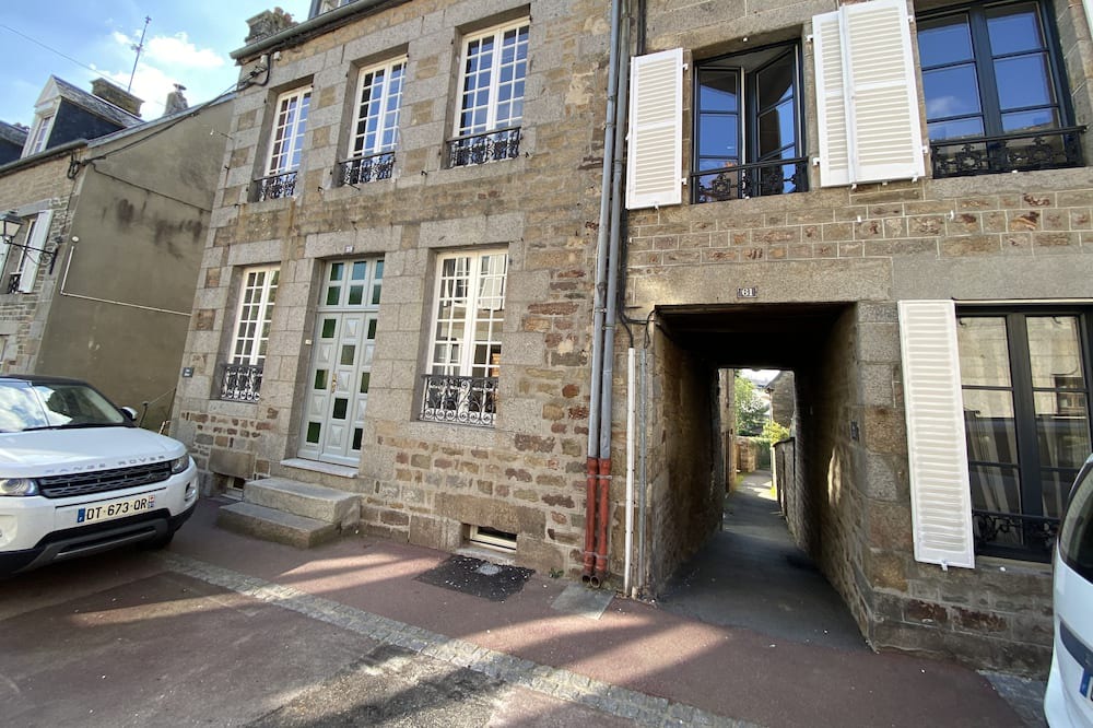 Photo of Outdoor in Villedieu-les-Poeles