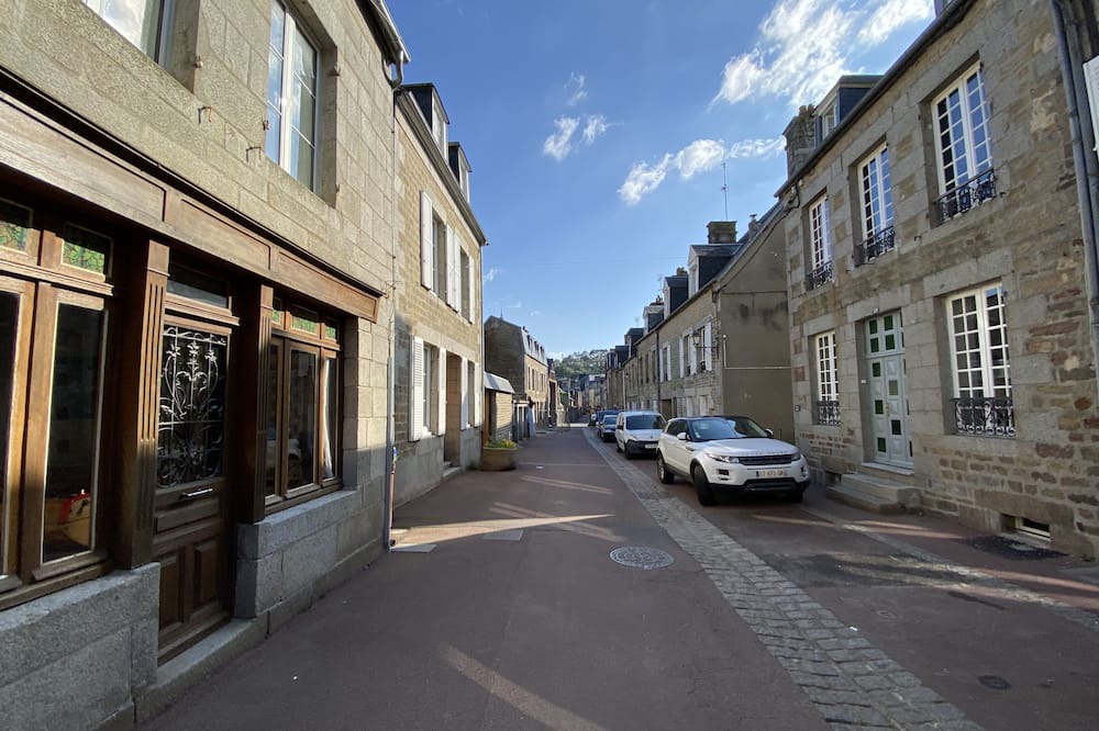 Photo of Outdoor in Villedieu-les-Poeles