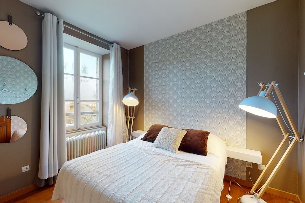 Photo of Bedroom in Villedieu-les-Poeles