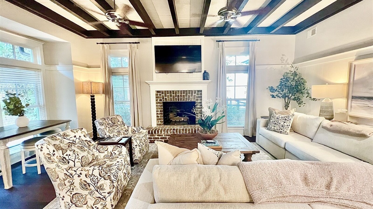 Photo of Livingroom in Palmetto Bluff