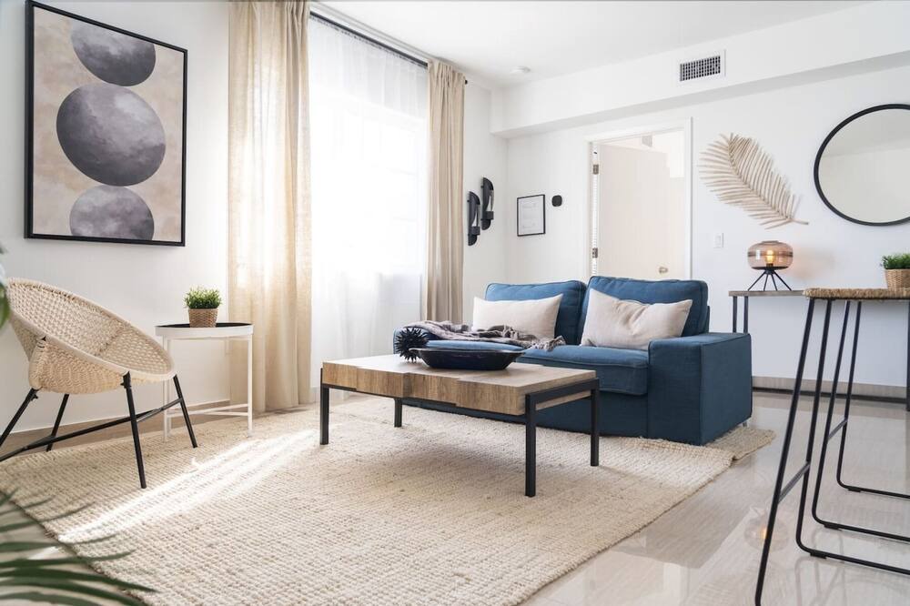 Photo of Others in South Pointe