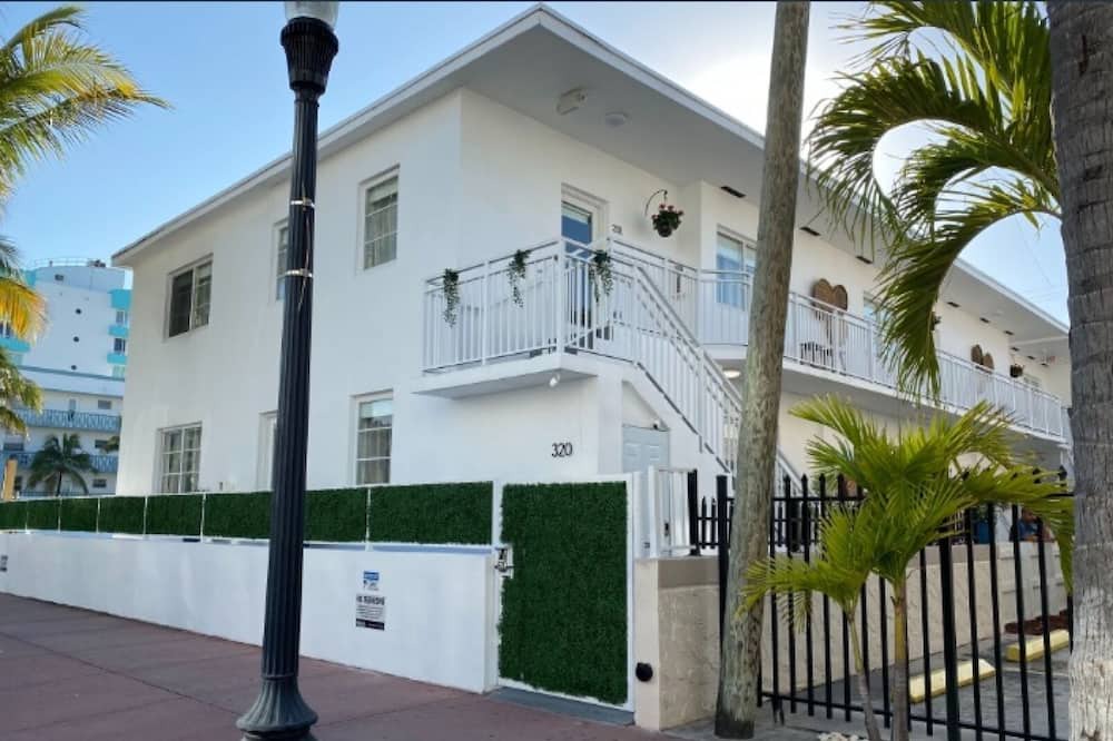 Photo of Others in South Pointe