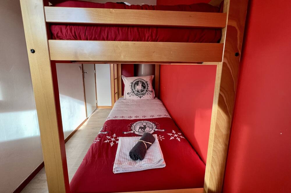 Photo of Bedroom in Guzet Neige