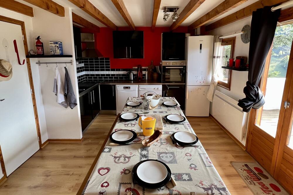 Photo of Kitchen in Guzet Neige