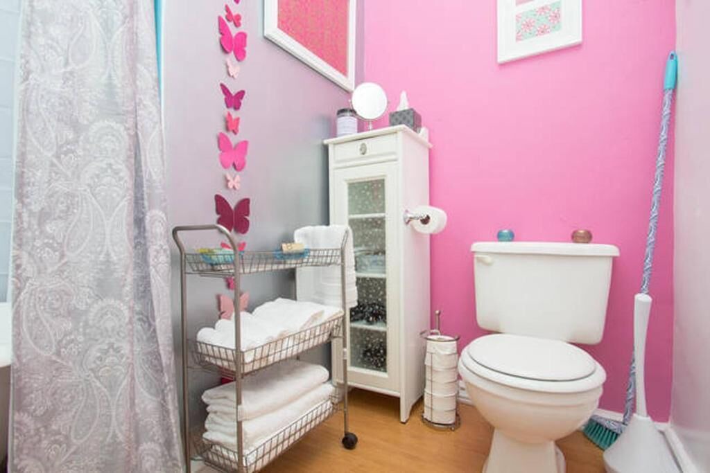 Photo of Bathroom in Pico - Robertson