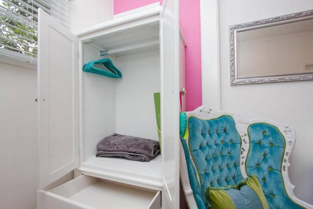 Photo of Bedroom in Pico - Robertson