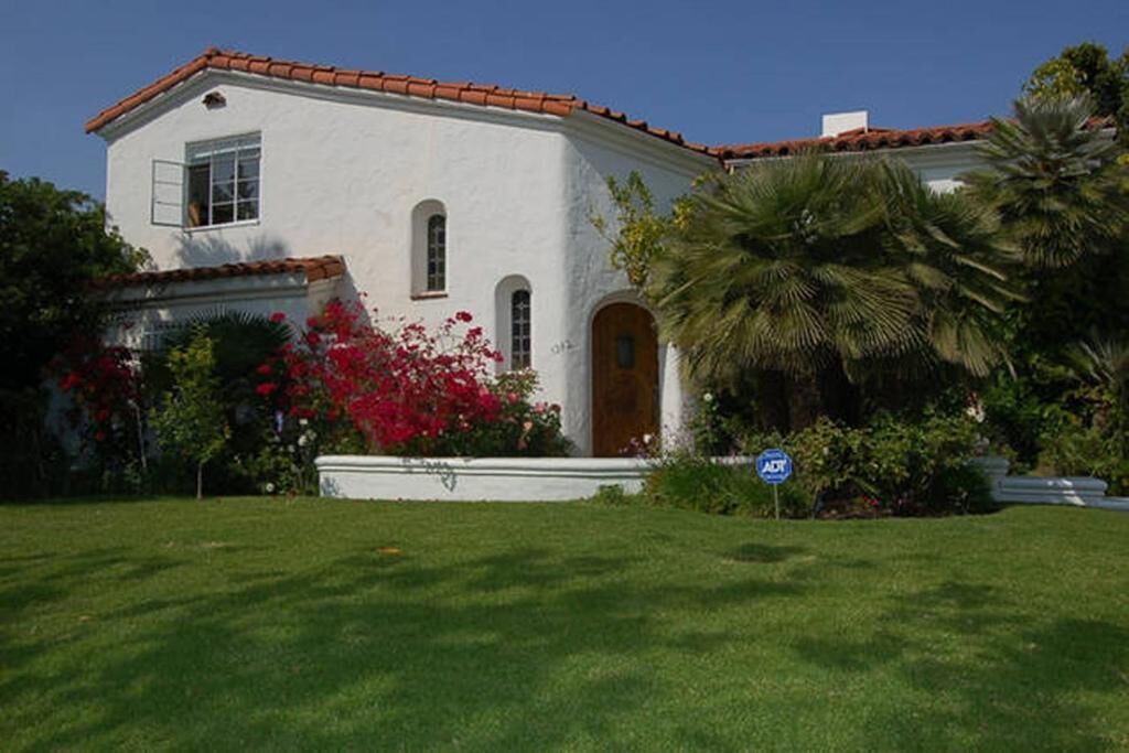 Photo of Outdoor in Pico - Robertson