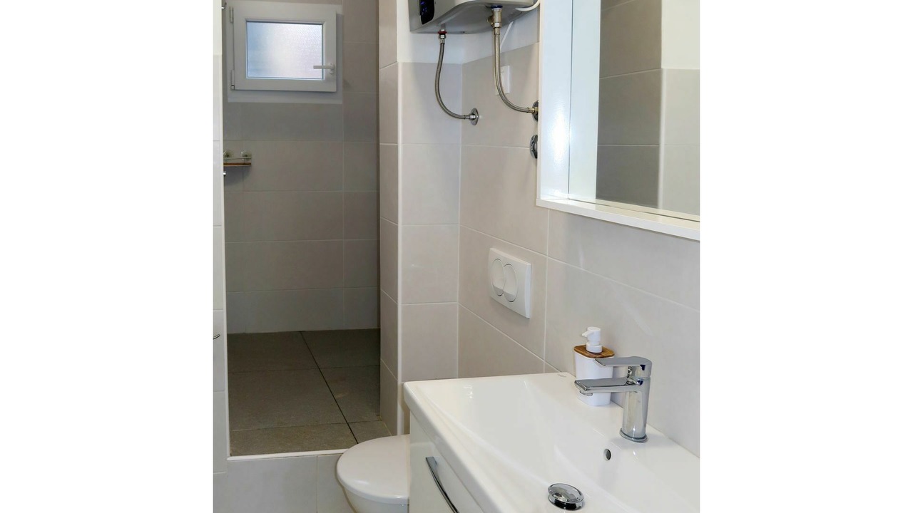 Photo of Bathroom in Grohote