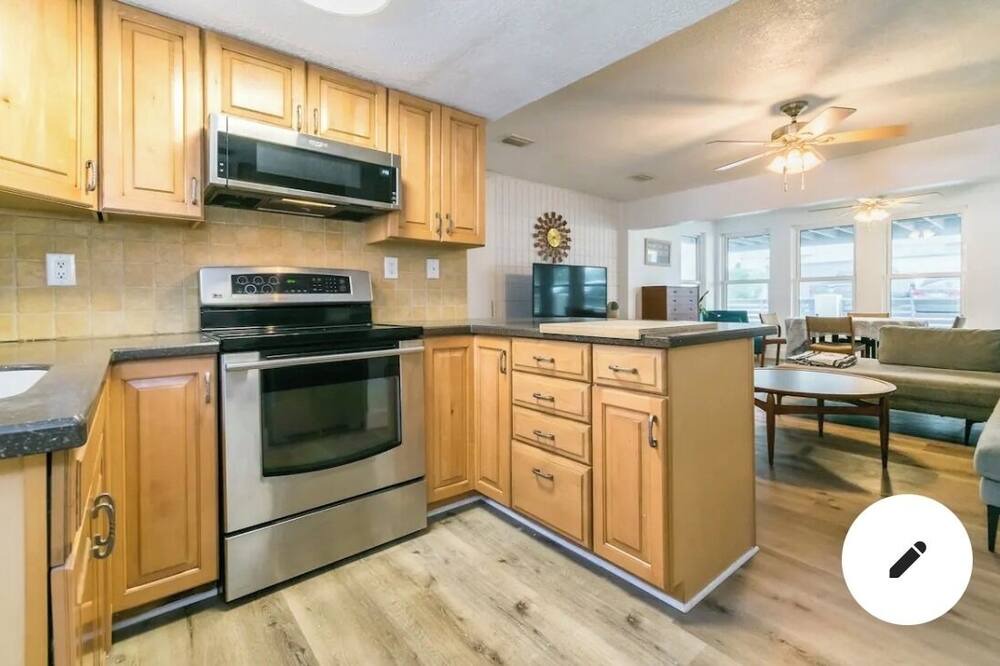 Photo of Kitchen in Neptune Beach