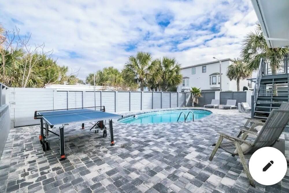 Photo of Outdoor in Neptune Beach
