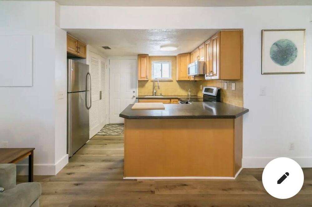 Photo of Kitchen in Neptune Beach