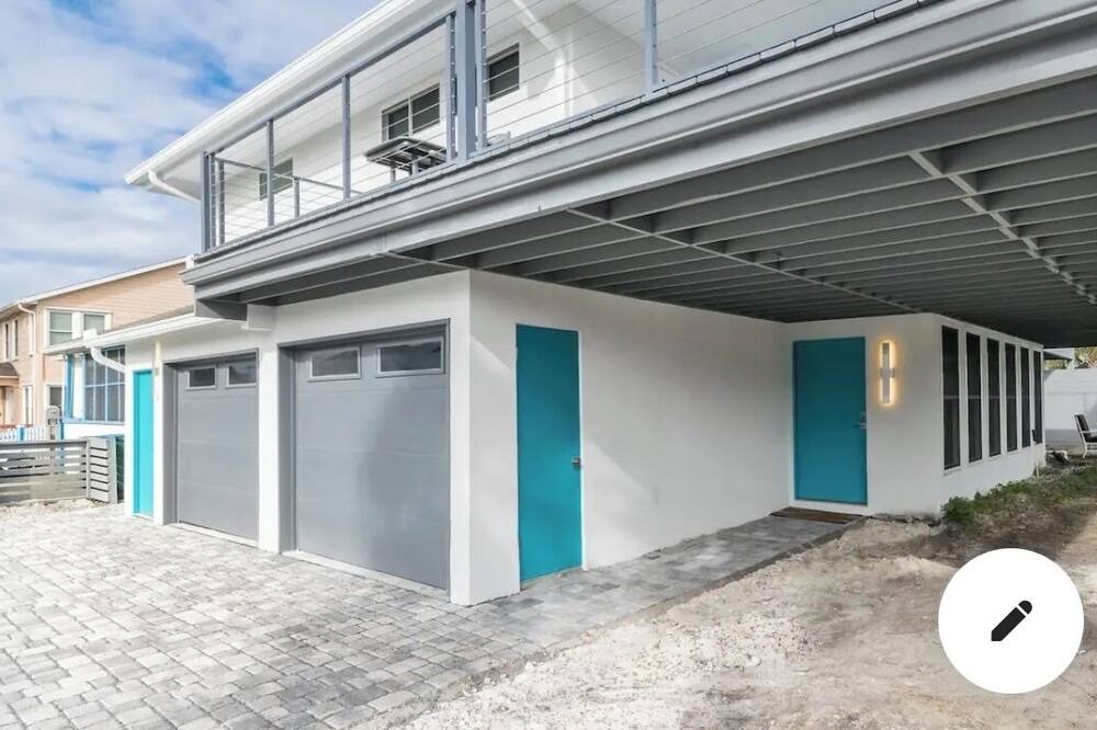 Photo of Outdoor in Neptune Beach