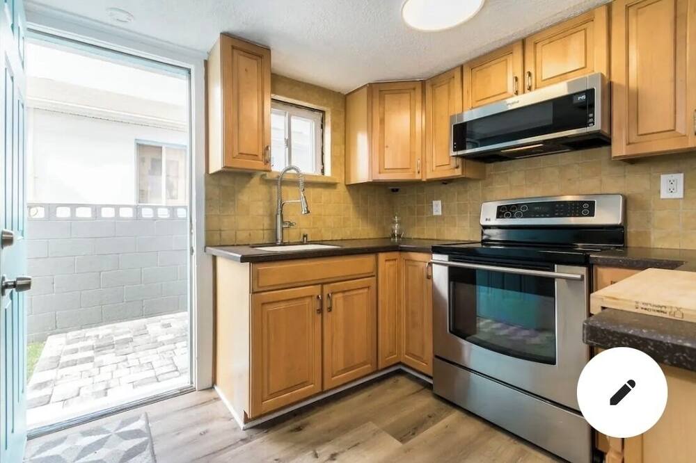 Photo of Kitchen in Neptune Beach