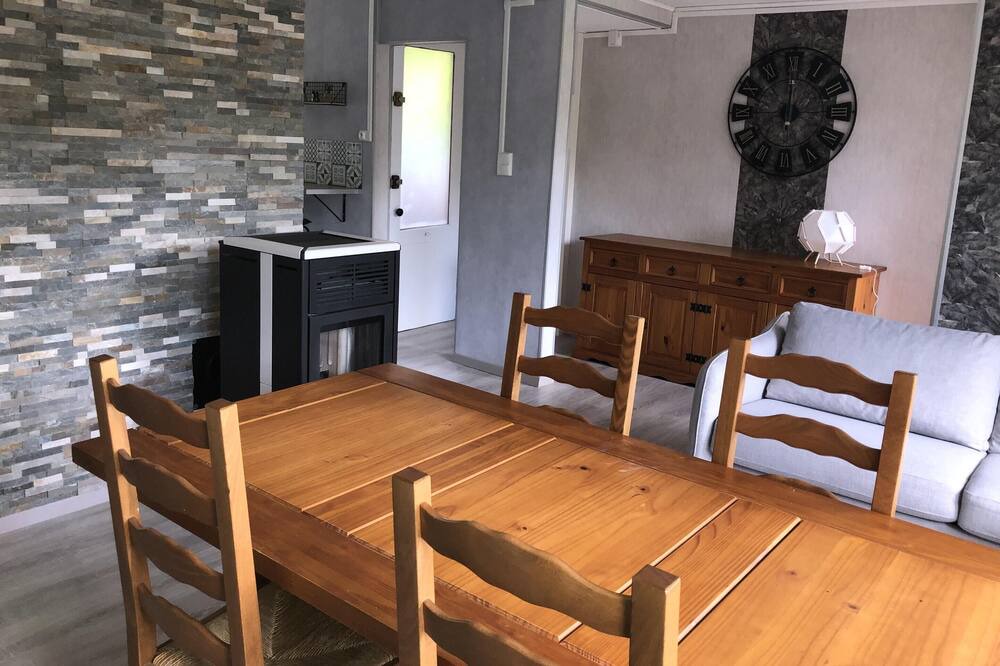 Photo of Livingroom in Pierre-Percee