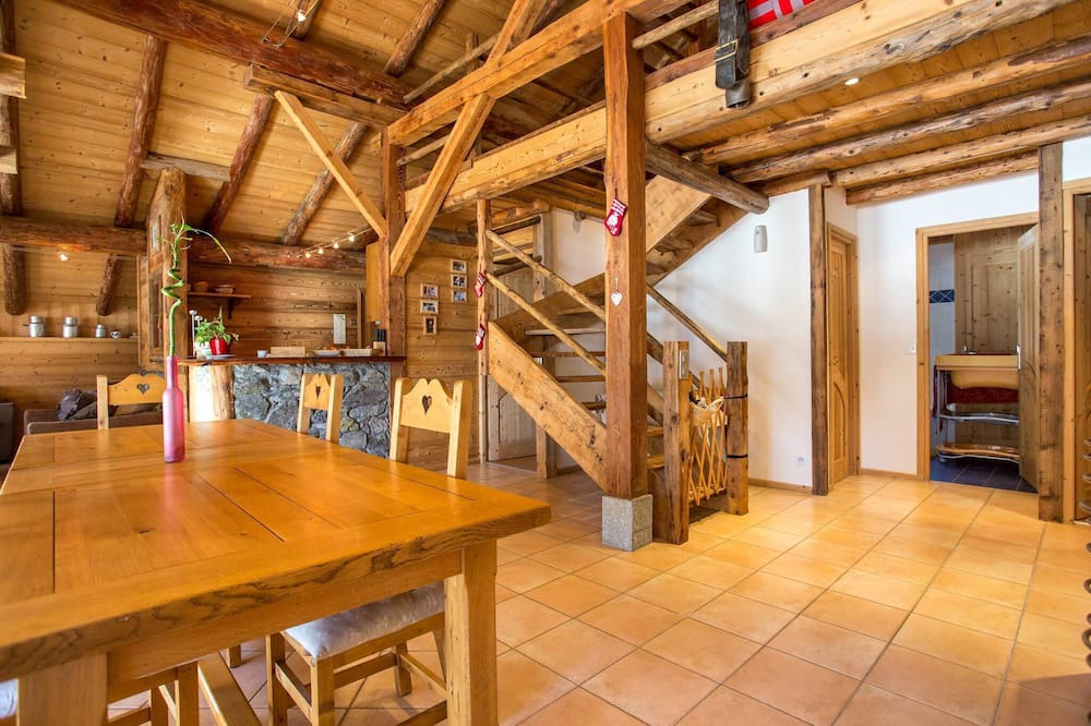 Photo of Livingroom in Montroc