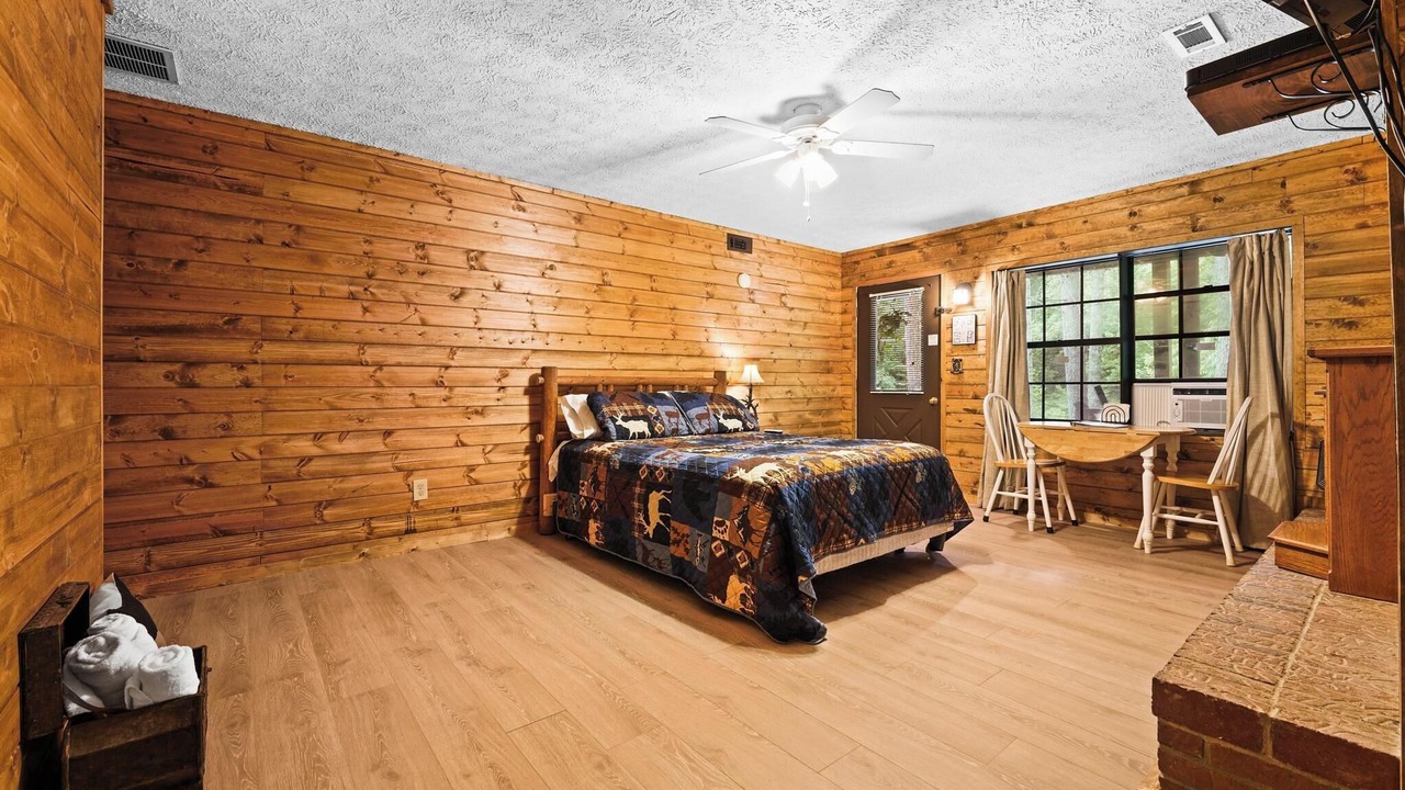 Photo of Bedroom in Wiley