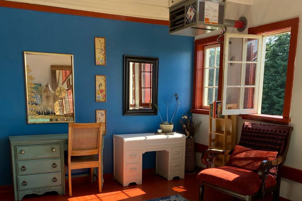 Photo of Others in Arlington