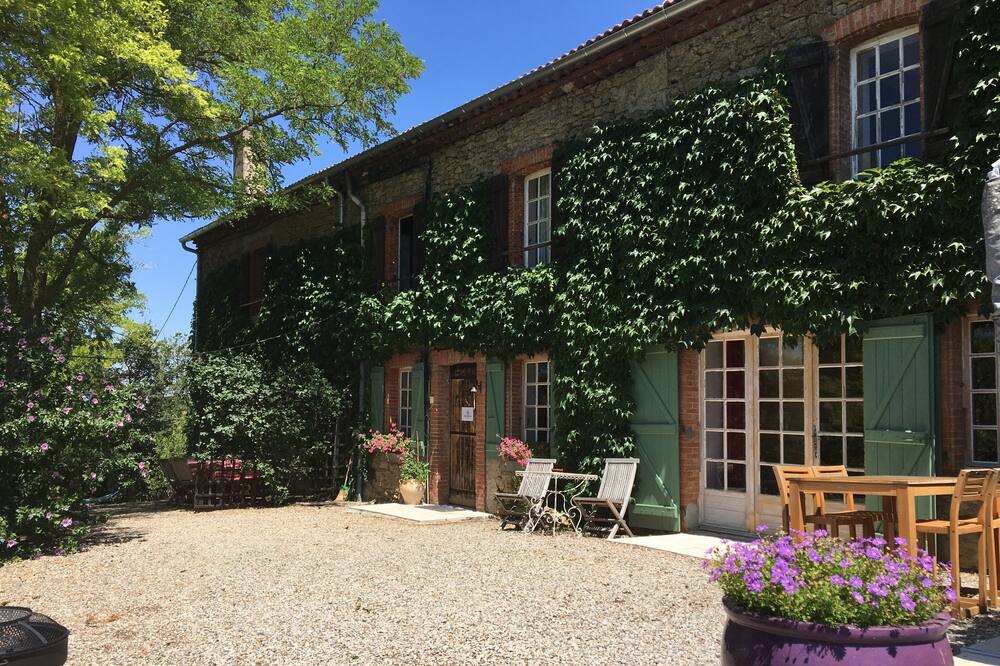 Photo of Outdoor in Lapenne