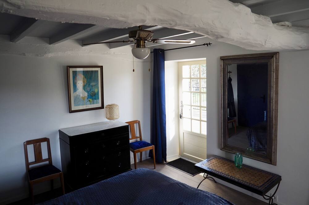 Photo of Bedroom in Lapenne