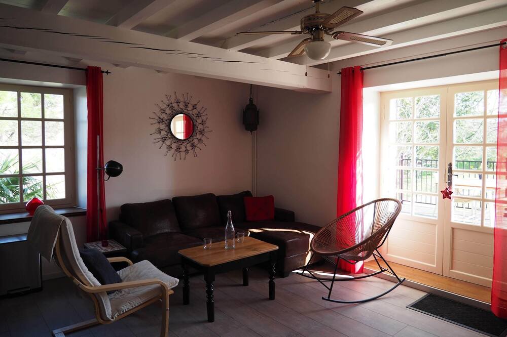 Photo of Livingroom in Lapenne