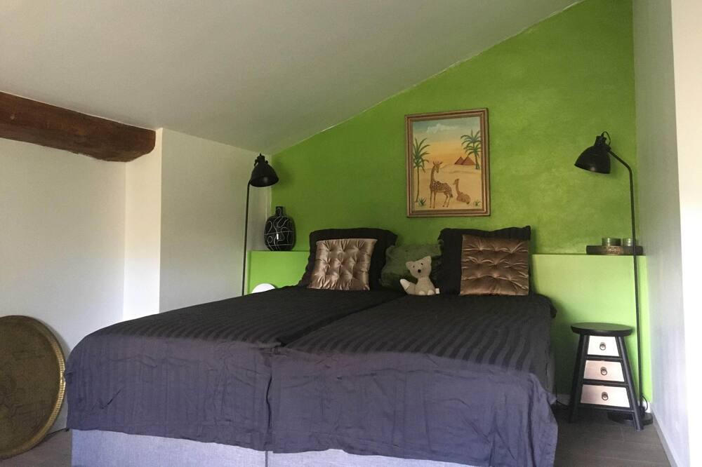 Photo of Bedroom in Lapenne