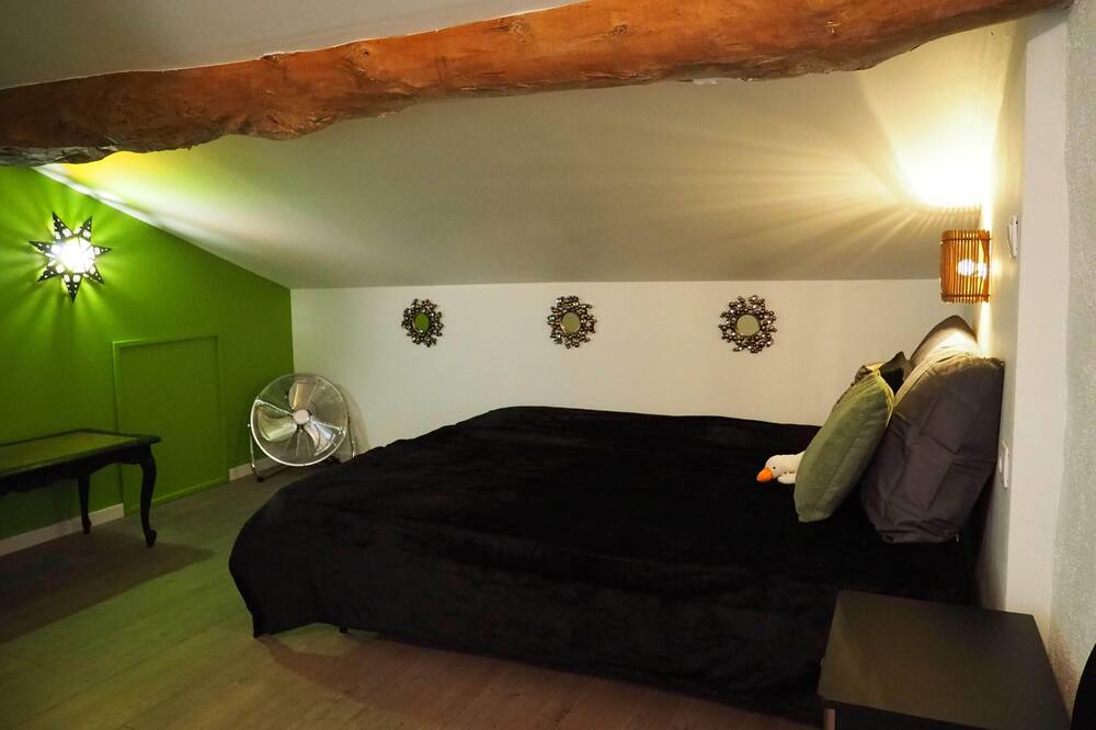 Photo of Bedroom in Lapenne