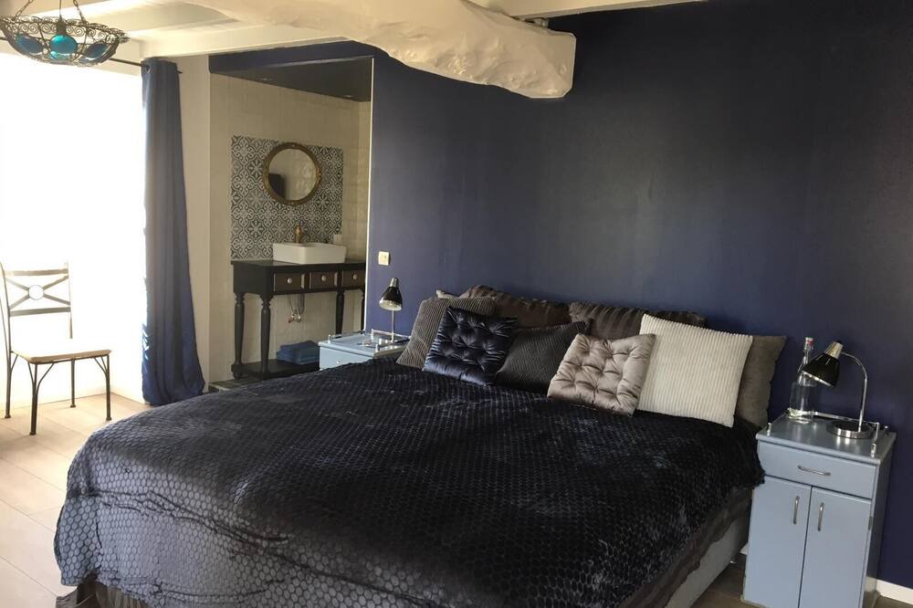 Photo of Bedroom in Lapenne