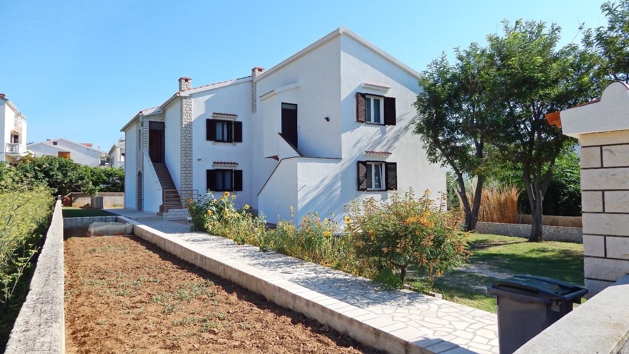 Photo of Others in Pag
