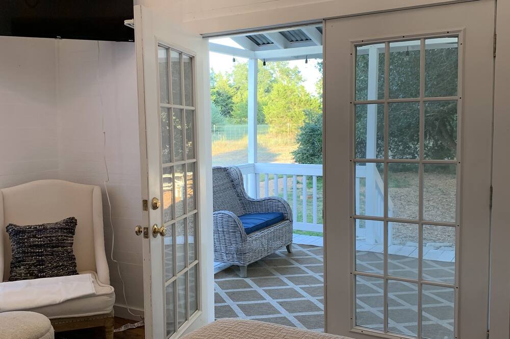 Photo of Outdoor in Warrenton
