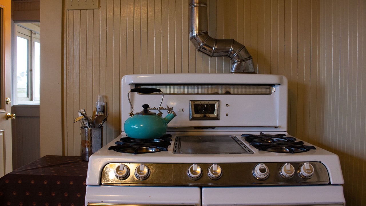 Photo of Others in Victor