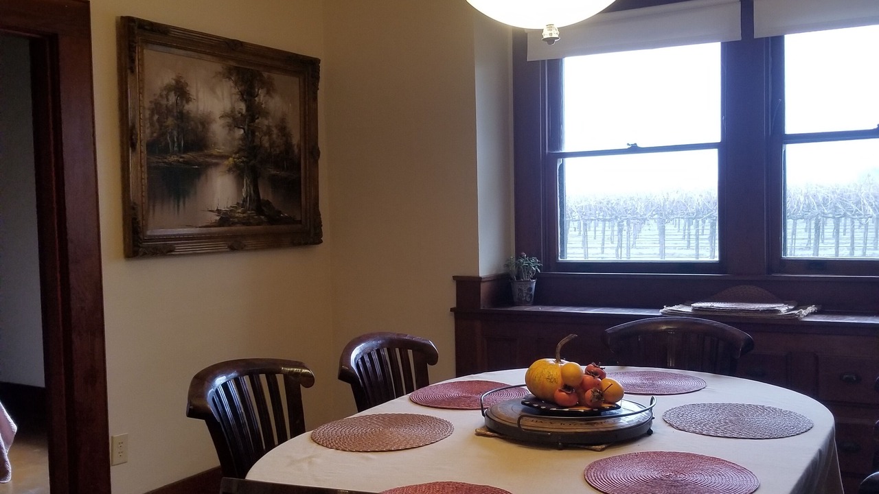 Photo of Others in Victor