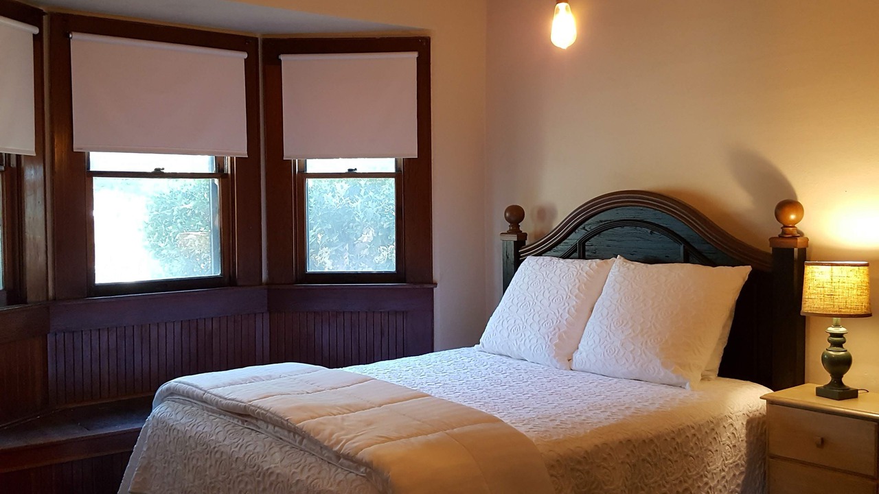 Photo of Others in Victor