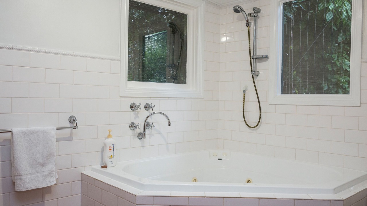 Photo of Bathroom in Clare