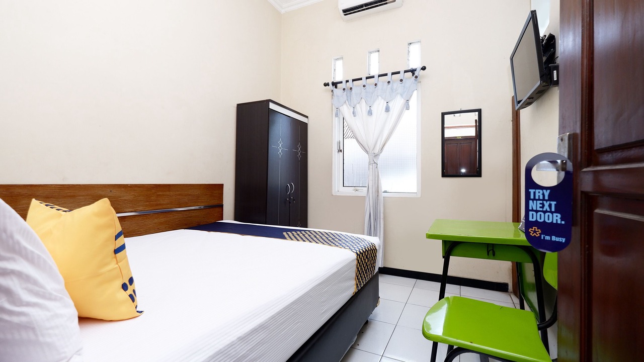 Photo of Bedroom in Laweyan