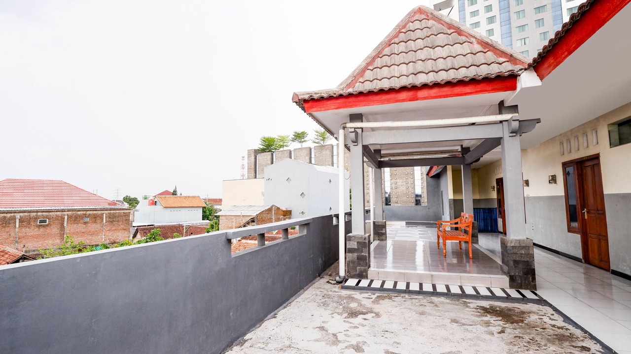 Photo of Patio Balcony in Laweyan