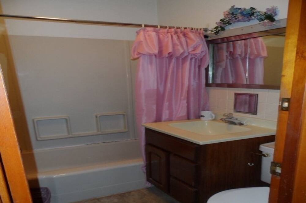 Photo of Bathroom in South Butler