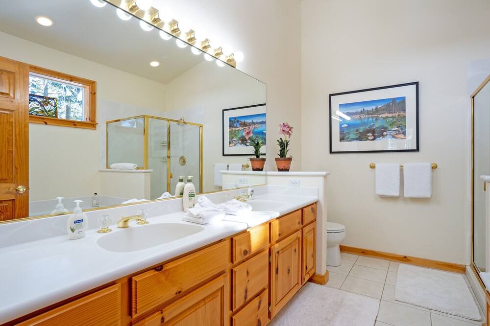 Photo of Bathroom in Tahoe City