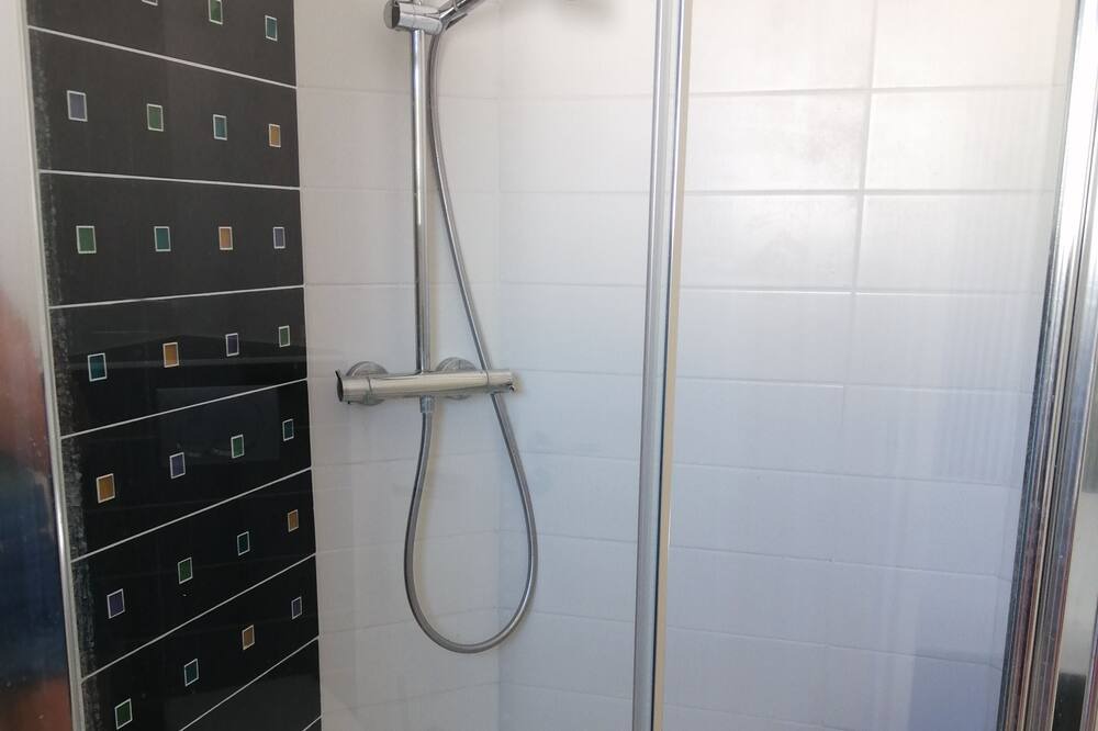 Photo of Bathroom in Prades-le-Lez