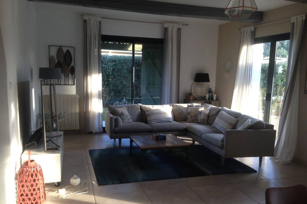Photo of Livingroom in Prades-le-Lez